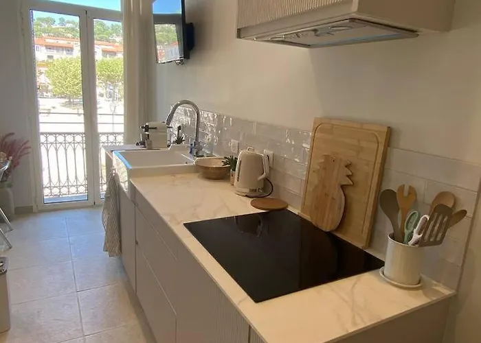 Apartamento Au Coeur Du Village Et Proche Bord De *
